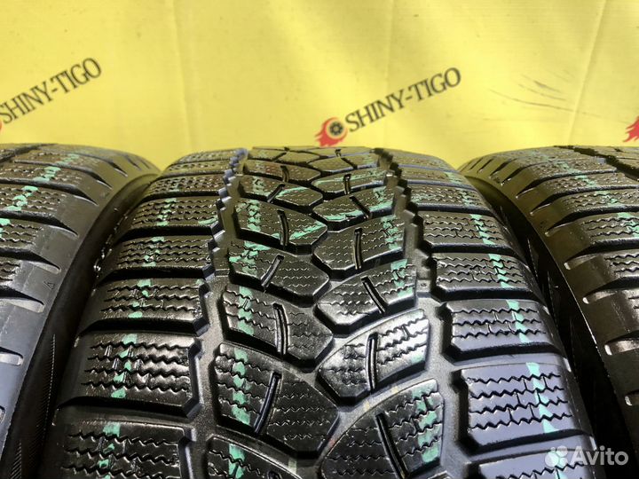 Firestone Winterhawk 3 215/55 R17 98V