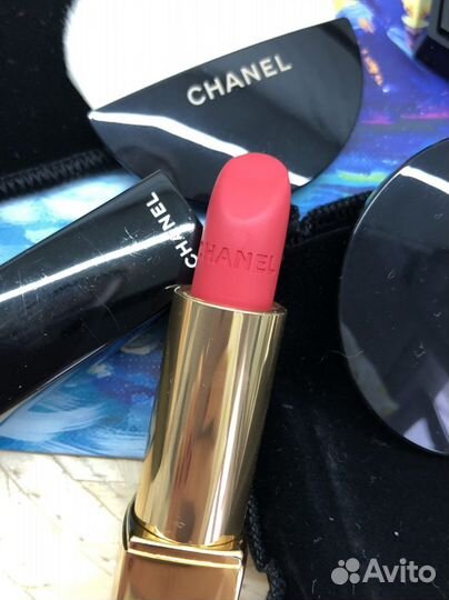 Компактная пудра chanel light ; medium light