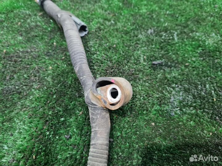 Клемма аккумулятора плюсовая Ssang Yong Actyon 2