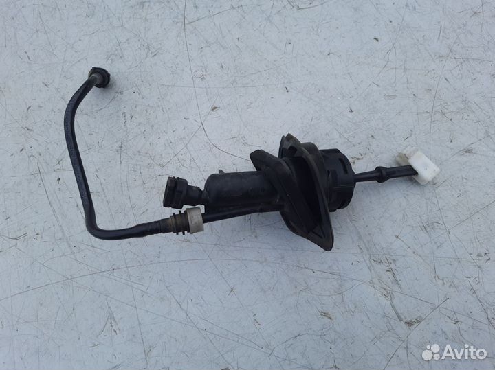 Цилиндр сцепления главный Форд Фокус 2