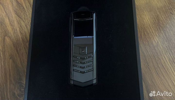 Телефон Vertu