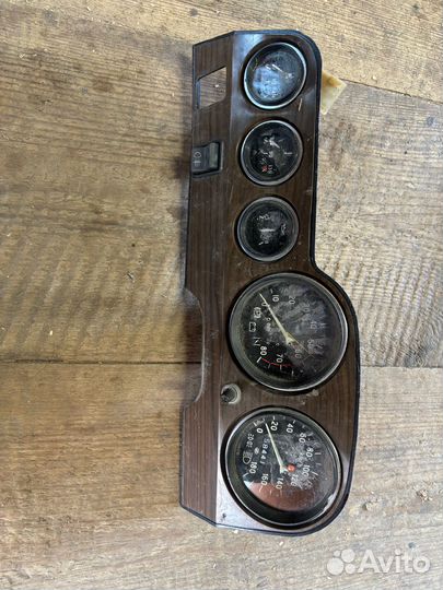 Щиток приборов ваз 2106