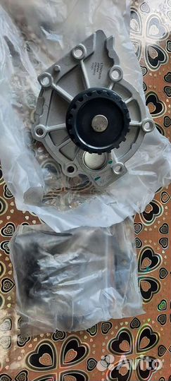 Помпа volvo s60.s80.v70.xc60