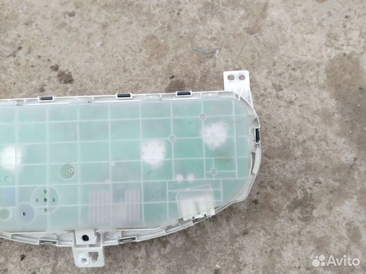 Приборная панель Mazda 6 GG 1.8