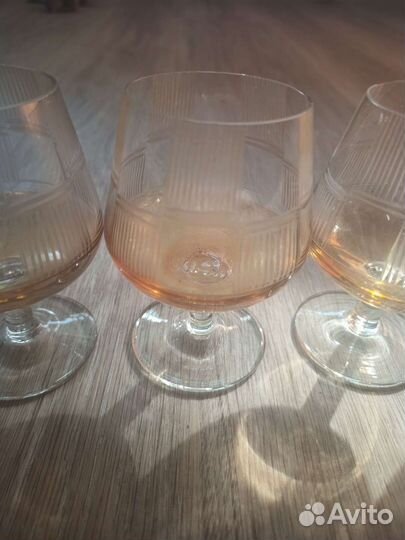 Бокалы фужеры стаканы