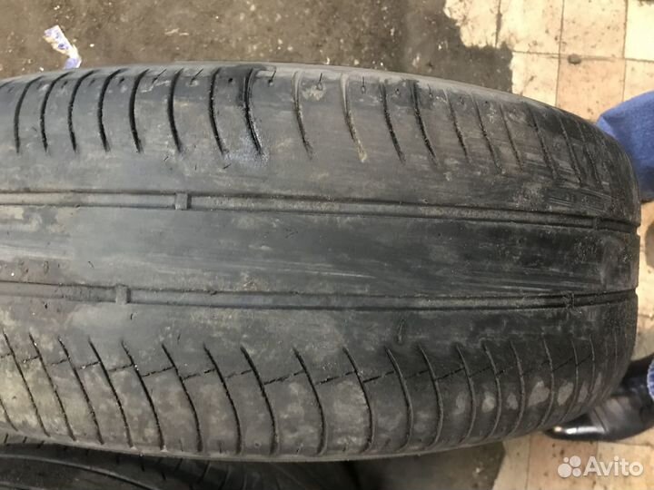 Michelin XZL 215/60 R16 95V