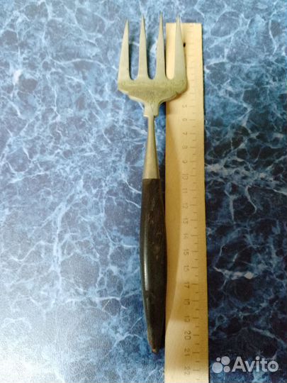 Посеребреная вилка