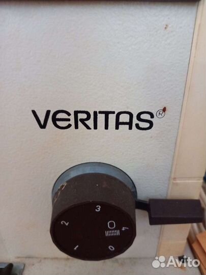 Швейная машинка бу veritas