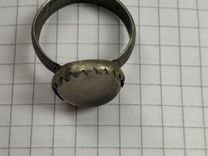 Старинное кольцо с камнем