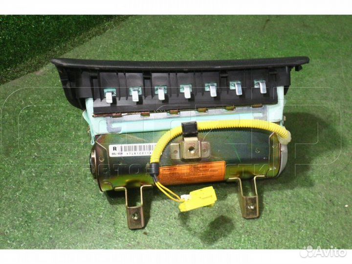 Подушка безопасности пассажира Subaru Legacy