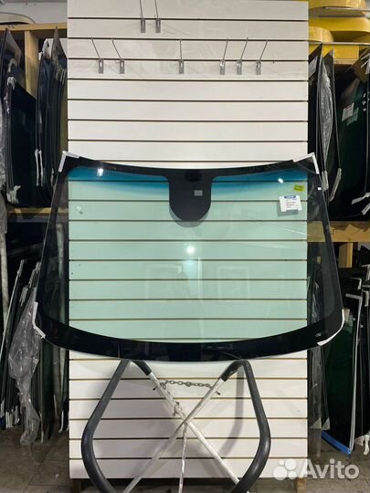 Лобовое стекло Лада Хрей