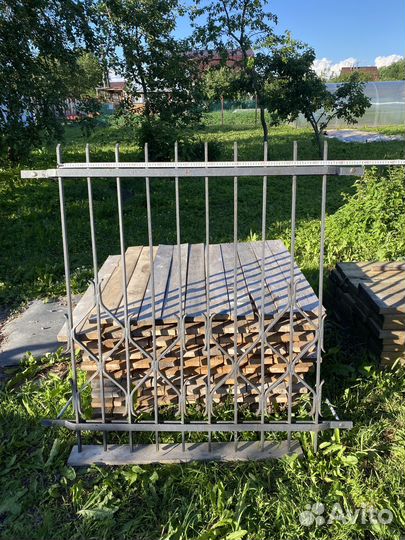 Решетки металлические с элементами ковки