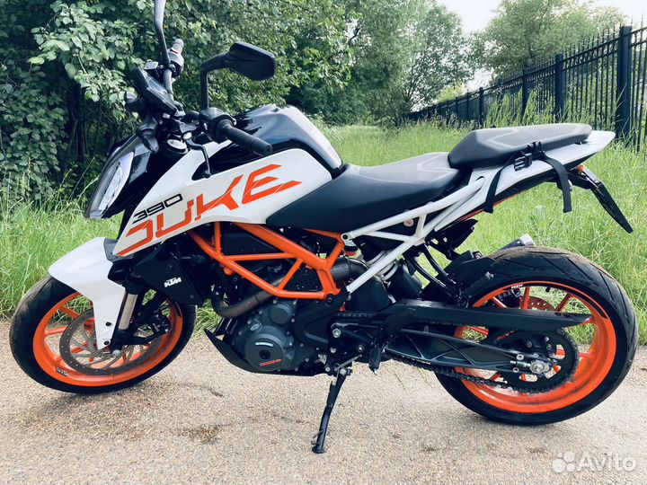 Мотоцикл KTM duke 390