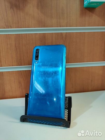 Samsung Galaxy A50, 4/64 ГБ