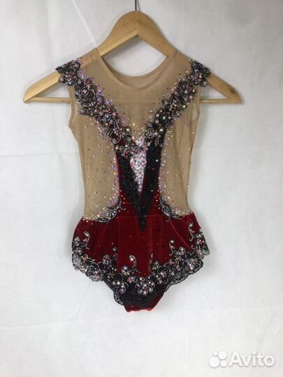 Купальник для прекрасной гимнастки