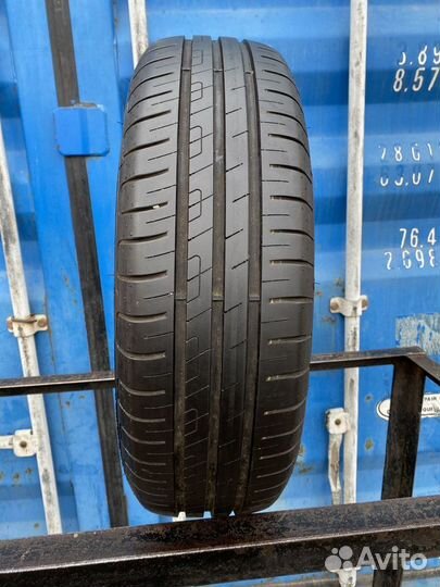 Goodyear EfficientGrip Performance 185/65 R15 88H