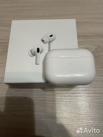Apple Airpods pro 2 (2022)