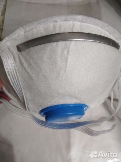 Защитная маска для лица