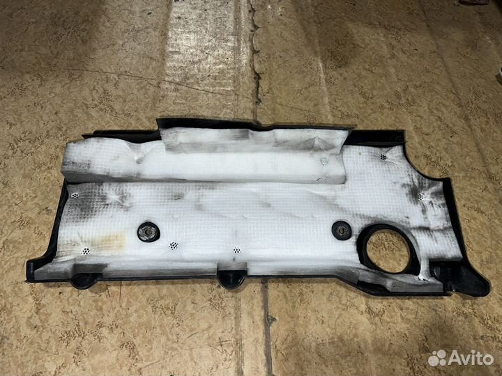 Декоративная крышка двигателя Toyota Camry 40 2.4