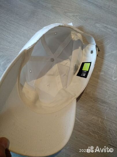 Бейсболка Nike metal swoosh CAP