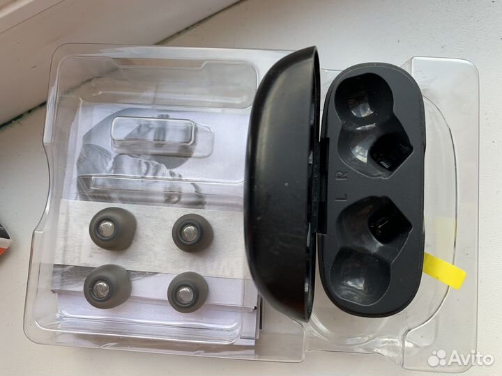 Блютуз наушники JBL wave200TWS