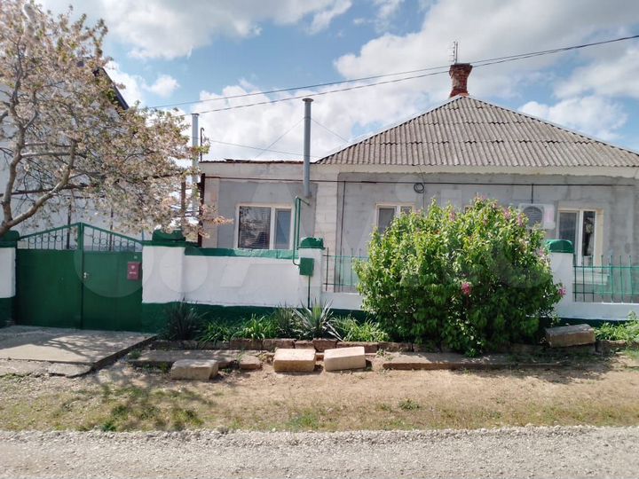 Дом 72,7 м² на участке 6 сот.