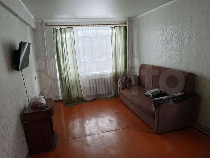 2-к. квартира, 50 м², 1/3 эт.