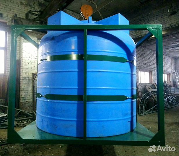 Емкость пластиковая под воду