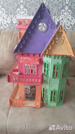 Домик кукольный