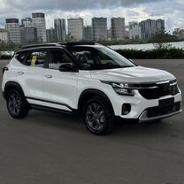 Kia Seltos 1.5 CVT, 2024, 45 км, с пробегом, цена 2 200 000 руб.