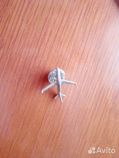 Значёк самолётик
