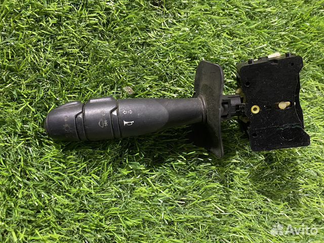 Переключатель стеклоочистителей Renault Logan