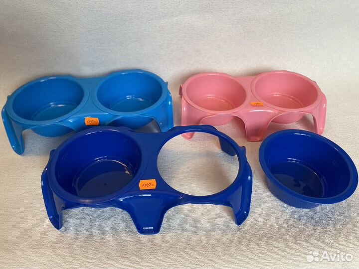 Миски на подставке для животных