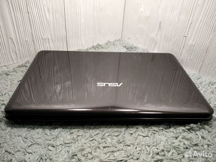 Ноутбук для фильмов и офиса с SSD + Игры + intel