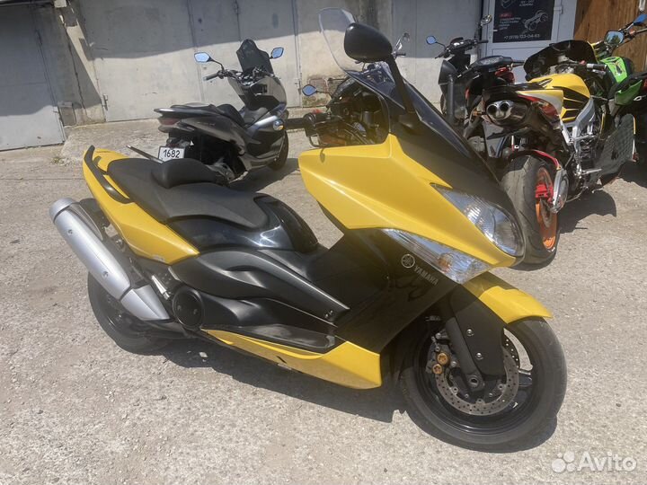 Продаётся скутер из Японии Yamaha T Max 500 2009
