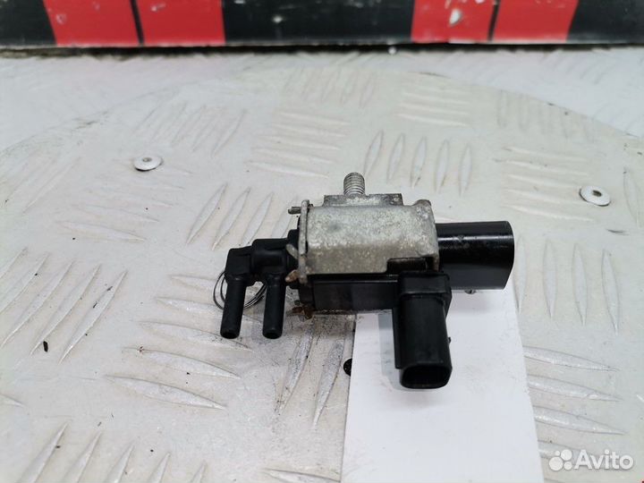 Клапан вакуумного управления Ford Focus рест. 2005