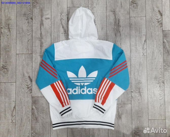 Ветровка Adidas весенняя (–25%)