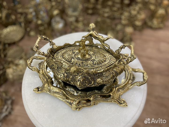 Тортница хрустальная