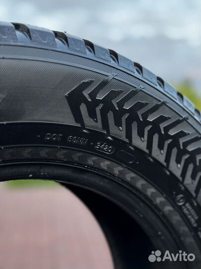 Nokian Tyres Hakkapeliitta 8 SUV 265/60 R18