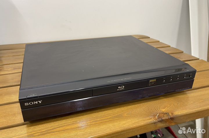 Blu-ray плеер Sony BDP-S300