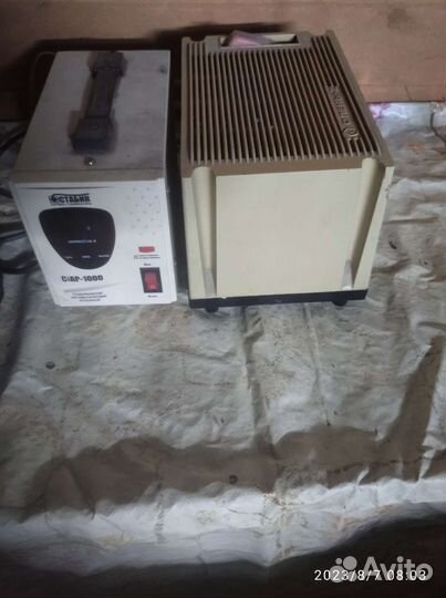 Стабилизатор напряжения