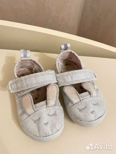 Обувь для девочки