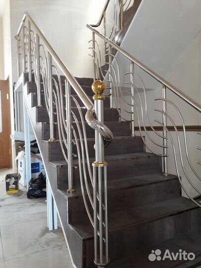 Стеклянные перила