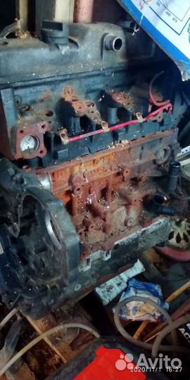 Двигатель разобранном виде