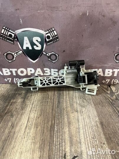 Kia k5 ручка передней правой двери В сборе