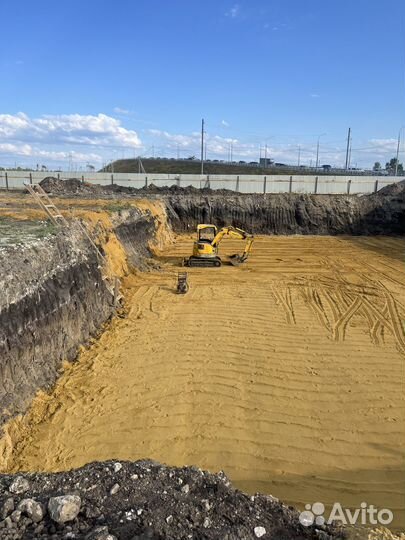 Мини экскаватор