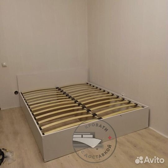 Кровать двухспальная