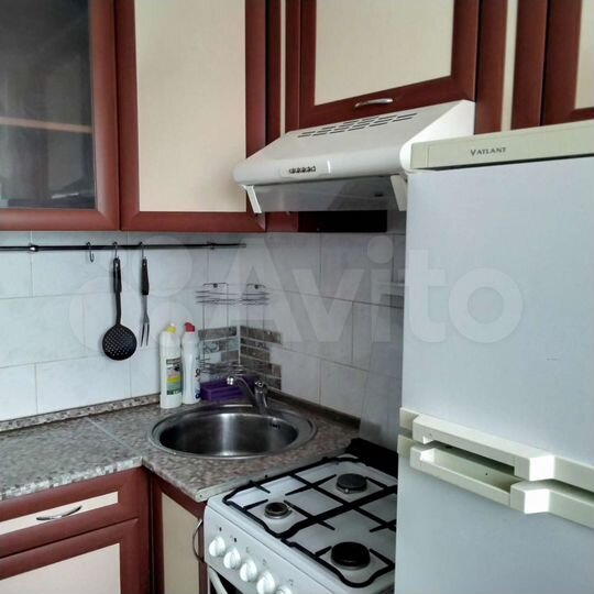 2-к. квартира, 43 м², 3/5 эт.