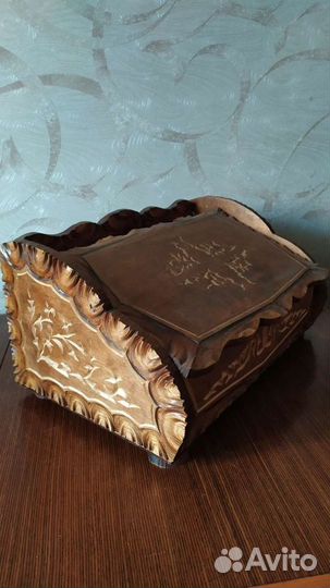 Хлебница деревянная ручной работы