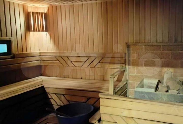 Дом 200,5 м² на участке 12,3 сот.